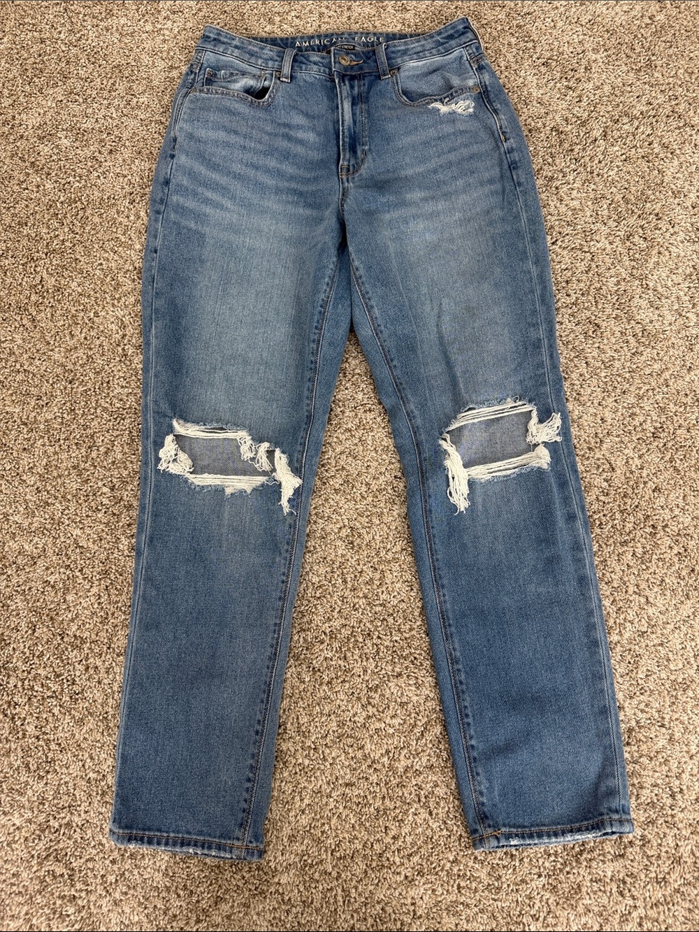 American Eagle Outfitters Distressed Blue mom Jeans